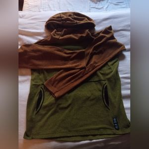 Melanzana microgrid fleece size M